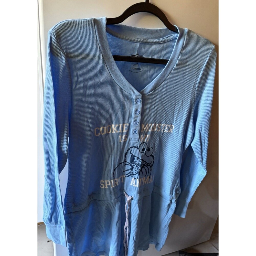 Women’s Sesame Street Cookie Monster Sleep Romper Size Large New without Tag
